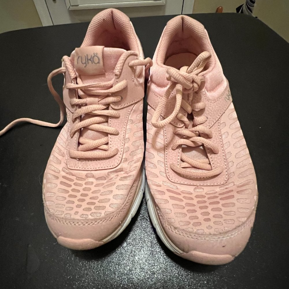 Ryka size 8.5 pink sneakers